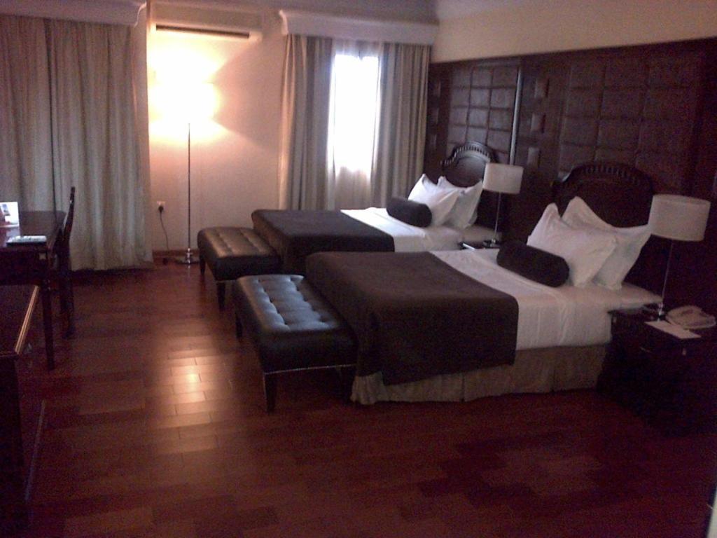 Owu Crown Hotel Ibadán Habitación foto
