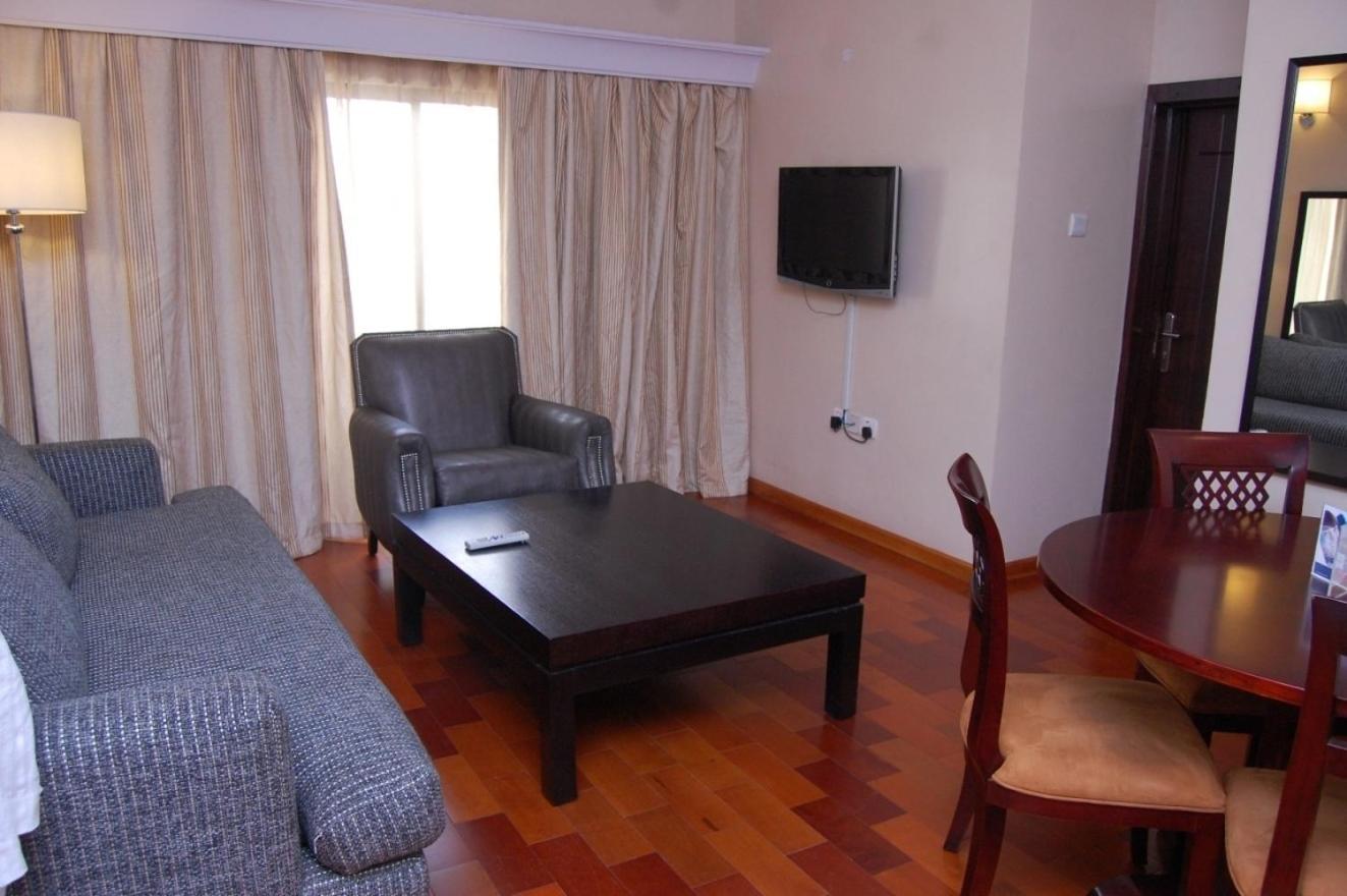 Owu Crown Hotel Ibadán Habitación foto